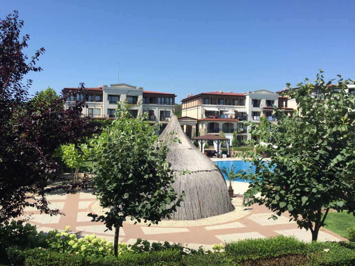 Apartments In Green Life Complex - 1 Bedroom And Studio Sosopol Exterior foto